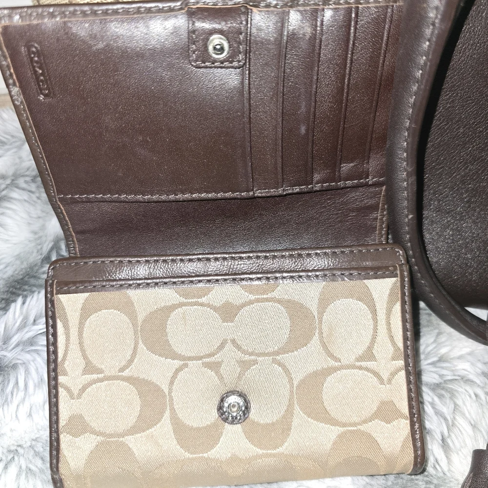 Coach Brown and Tan Legacy Bag and Matching Wallet - Picture 11 of 12